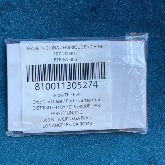 Free with purchase: B-low The Belt Croc Card Case - Picture 2 of 2